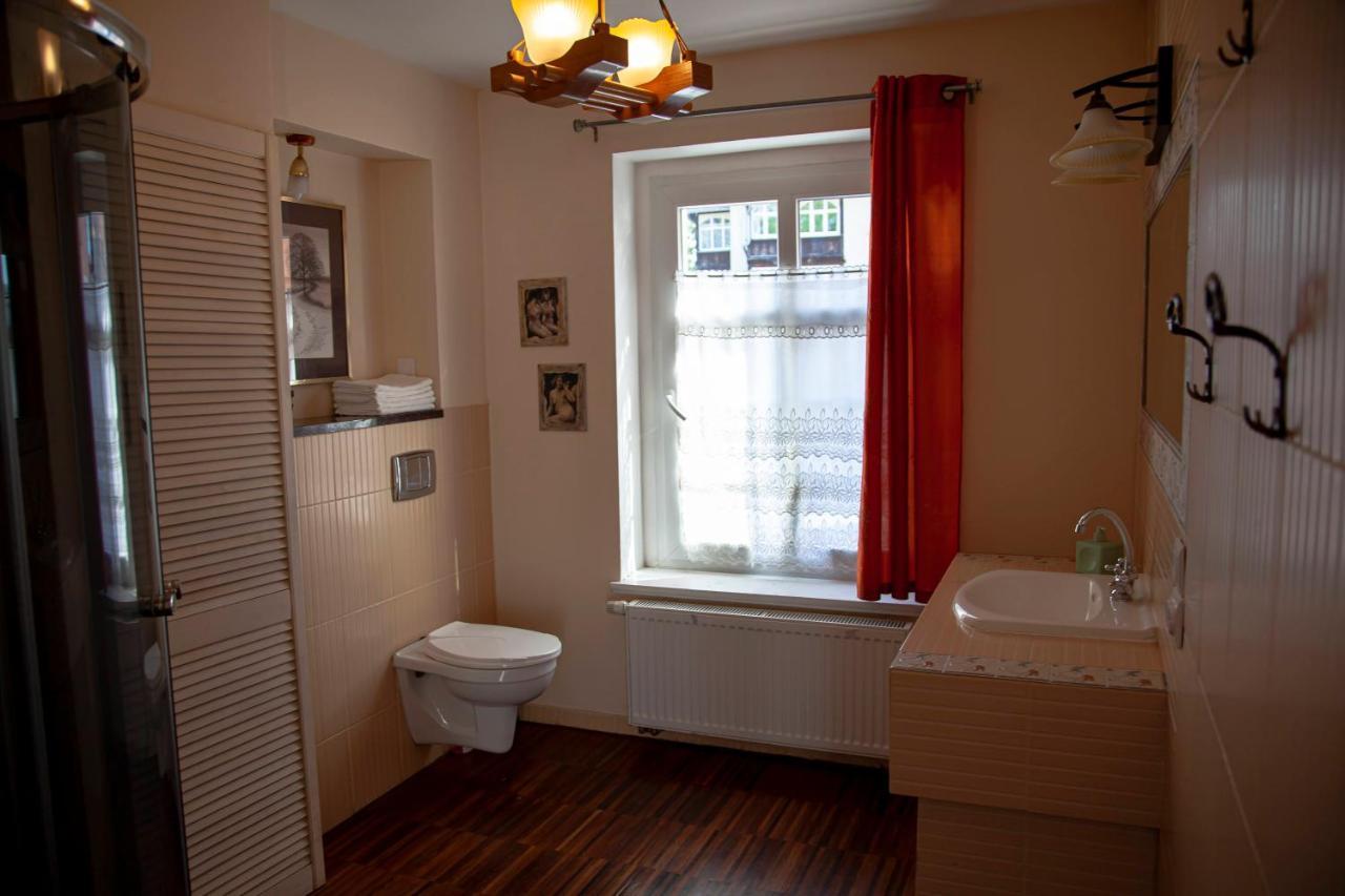 Apartamenty W Starym Kinie Сверадув-Здруй Экстерьер фото