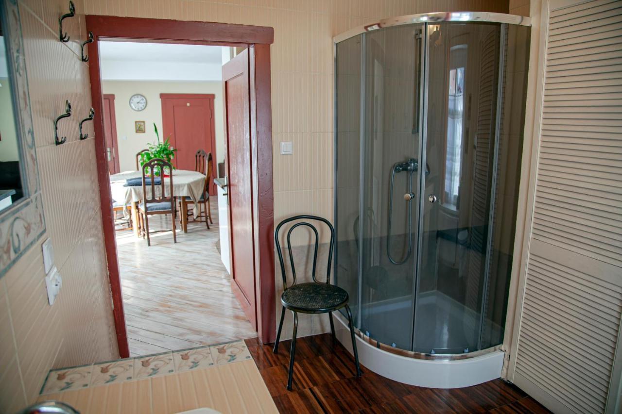 Apartamenty W Starym Kinie Сверадув-Здруй Экстерьер фото